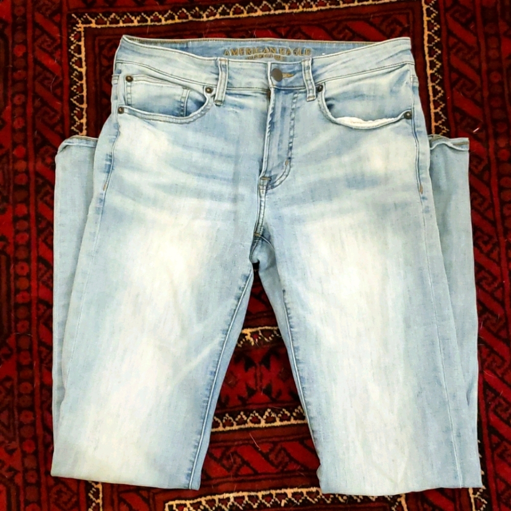 Amer Eagle jeans 32 X 36